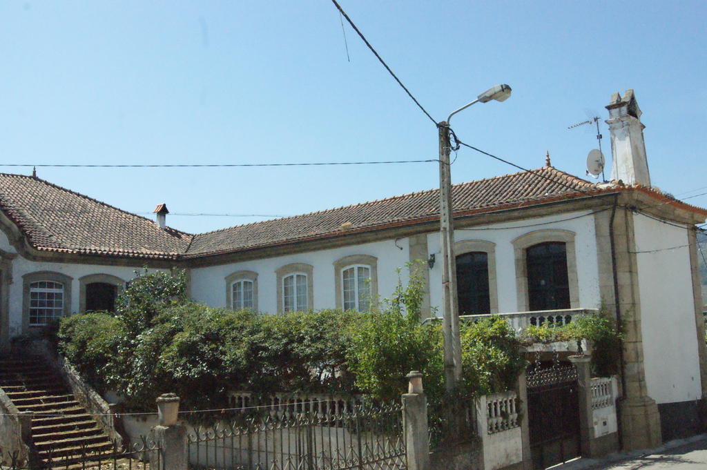 Casa Grande Do Serrado Santa Marta de Penaguião Екстериор снимка