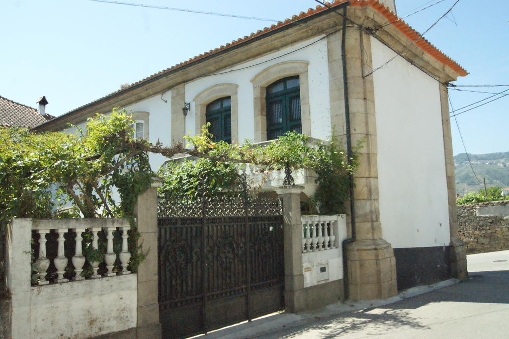 Casa Grande Do Serrado Santa Marta de Penaguião Екстериор снимка